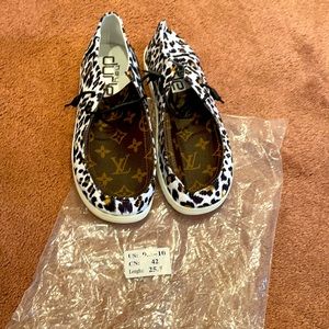 Hey Dude | Shoes | Lv Logo Slip On With 